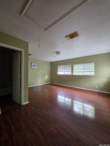 10 Cavelier Pass San Antonio TX 78240