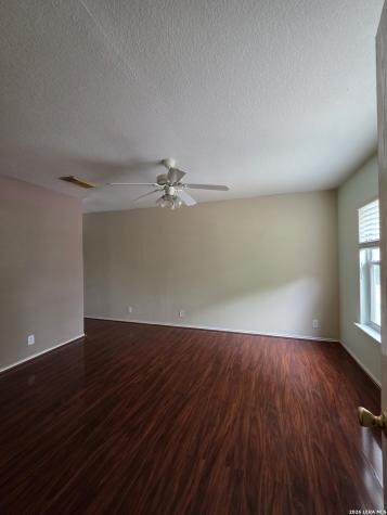 10 Cavelier Pass San Antonio TX 78240