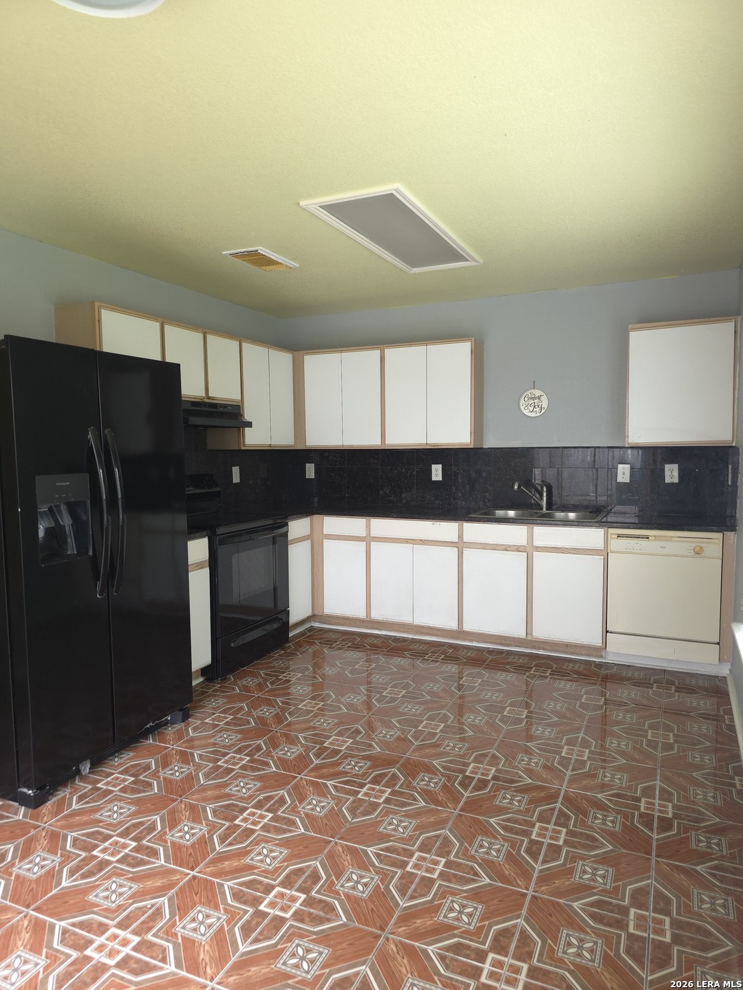 10 Cavelier Pass San Antonio TX 78240