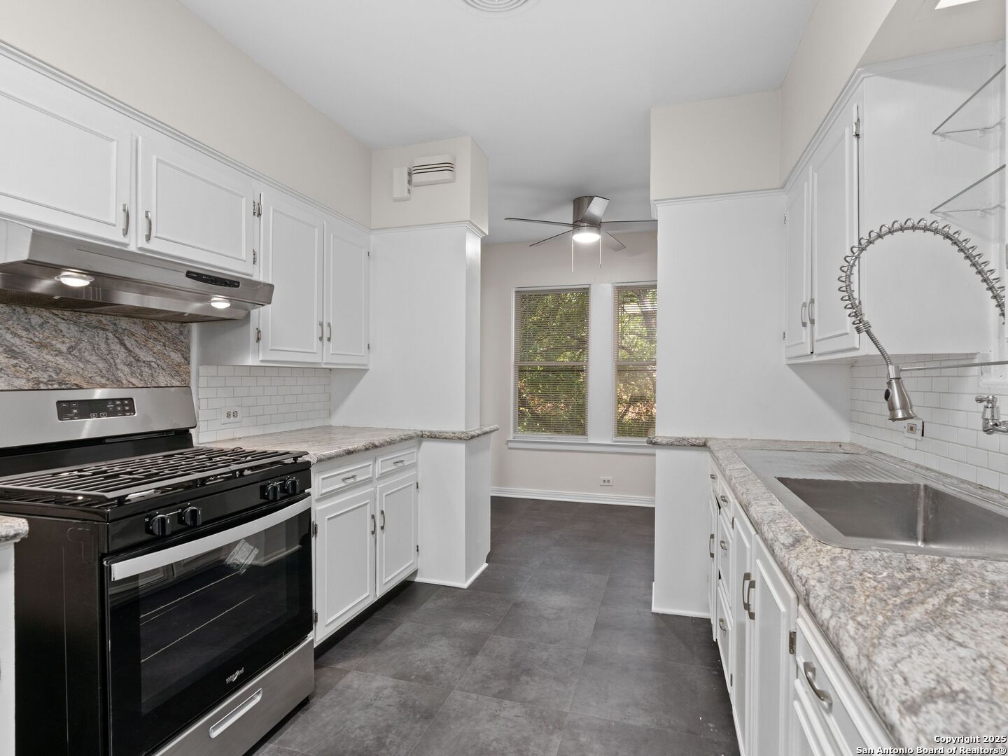 146 Terrell Alamo Heights TX 78209