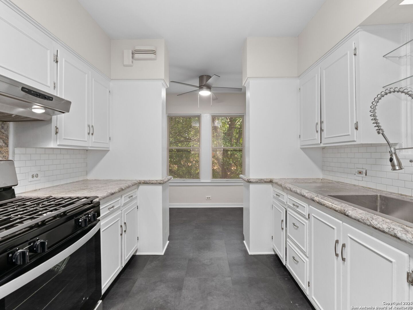 146 Terrell Alamo Heights TX 78209