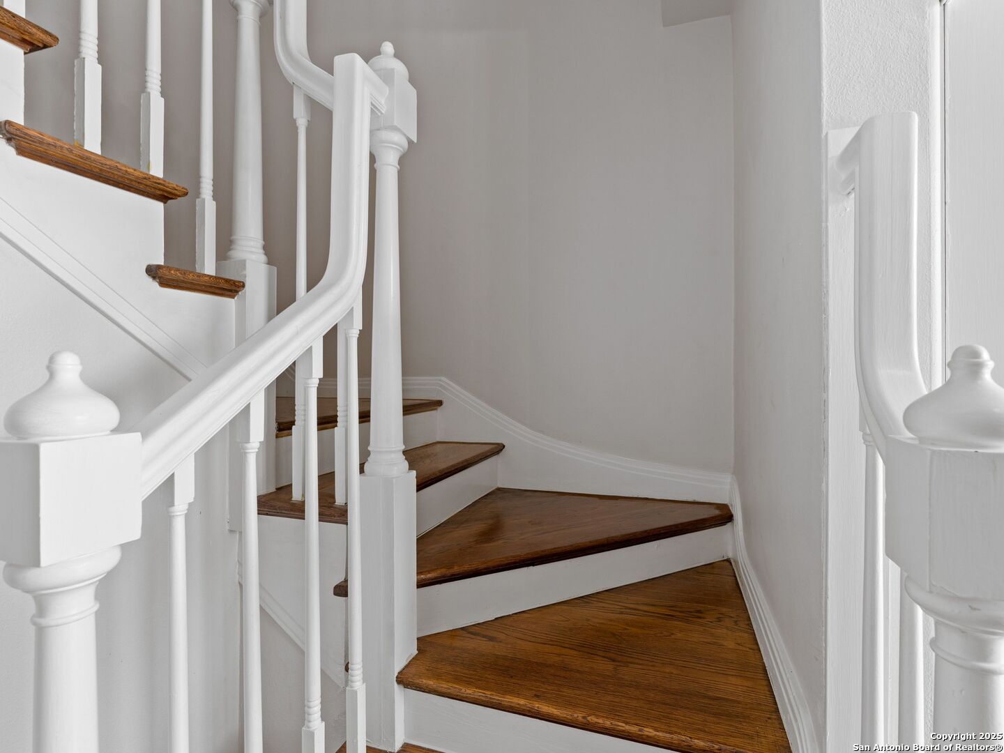 146 Terrell Alamo Heights TX 78209