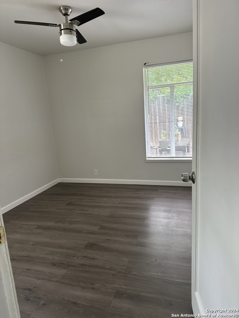 1221 Thorain San Antonio TX 78201