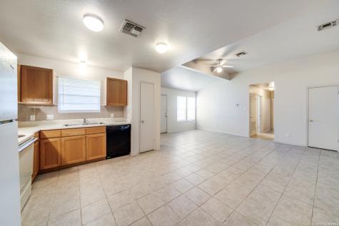 12216 Maverick Bluff Street San Antonio TX 78247
