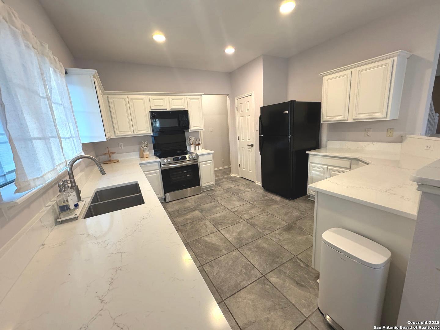 206 Mesa Loop San Antonio TX 78258