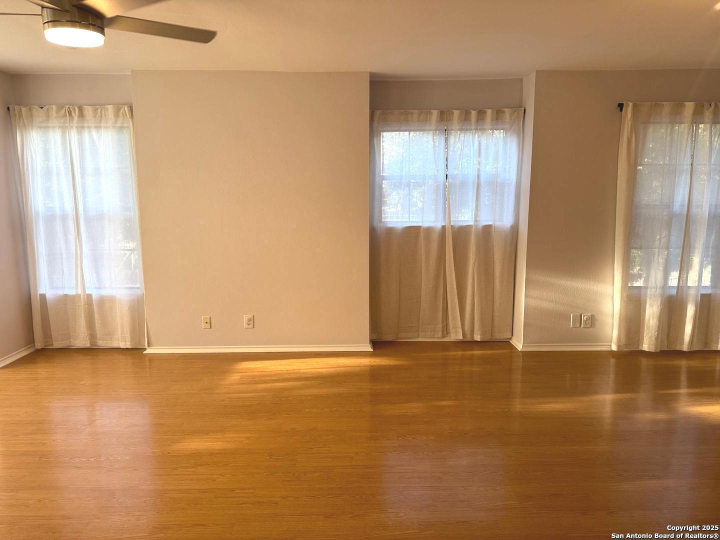 206 Mesa Loop San Antonio TX 78258