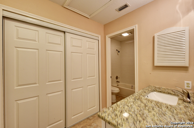 1431 Loma Alto Road San Antonio TX 78232