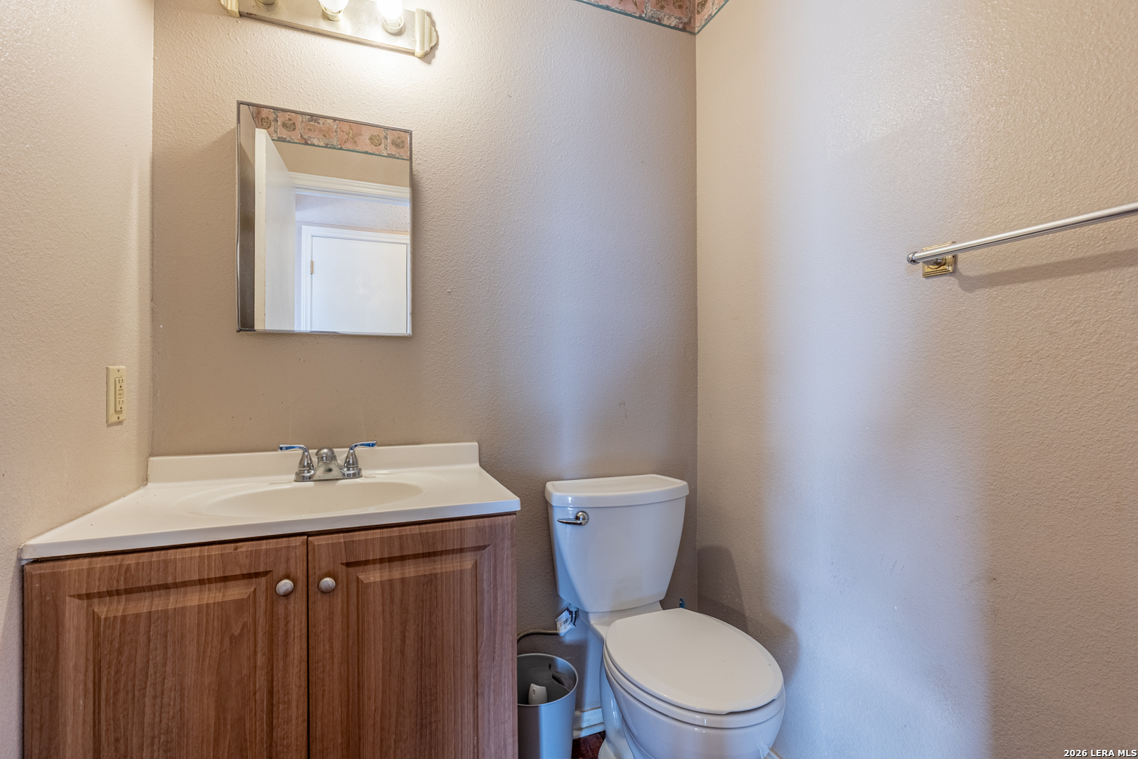 8010 Chestnut Cape Drive Converse TX 78109