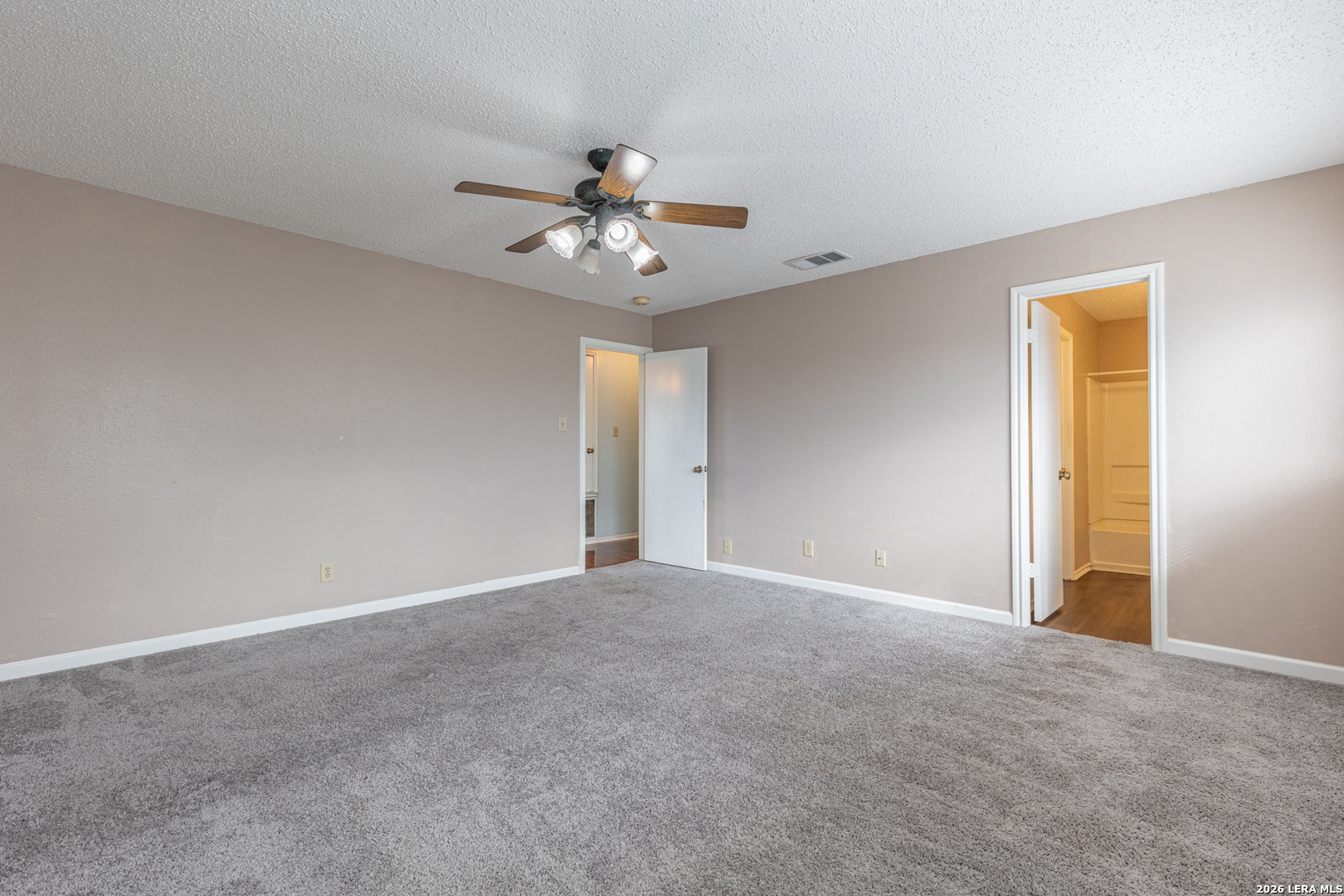 8010 Chestnut Cape Drive Converse TX 78109
