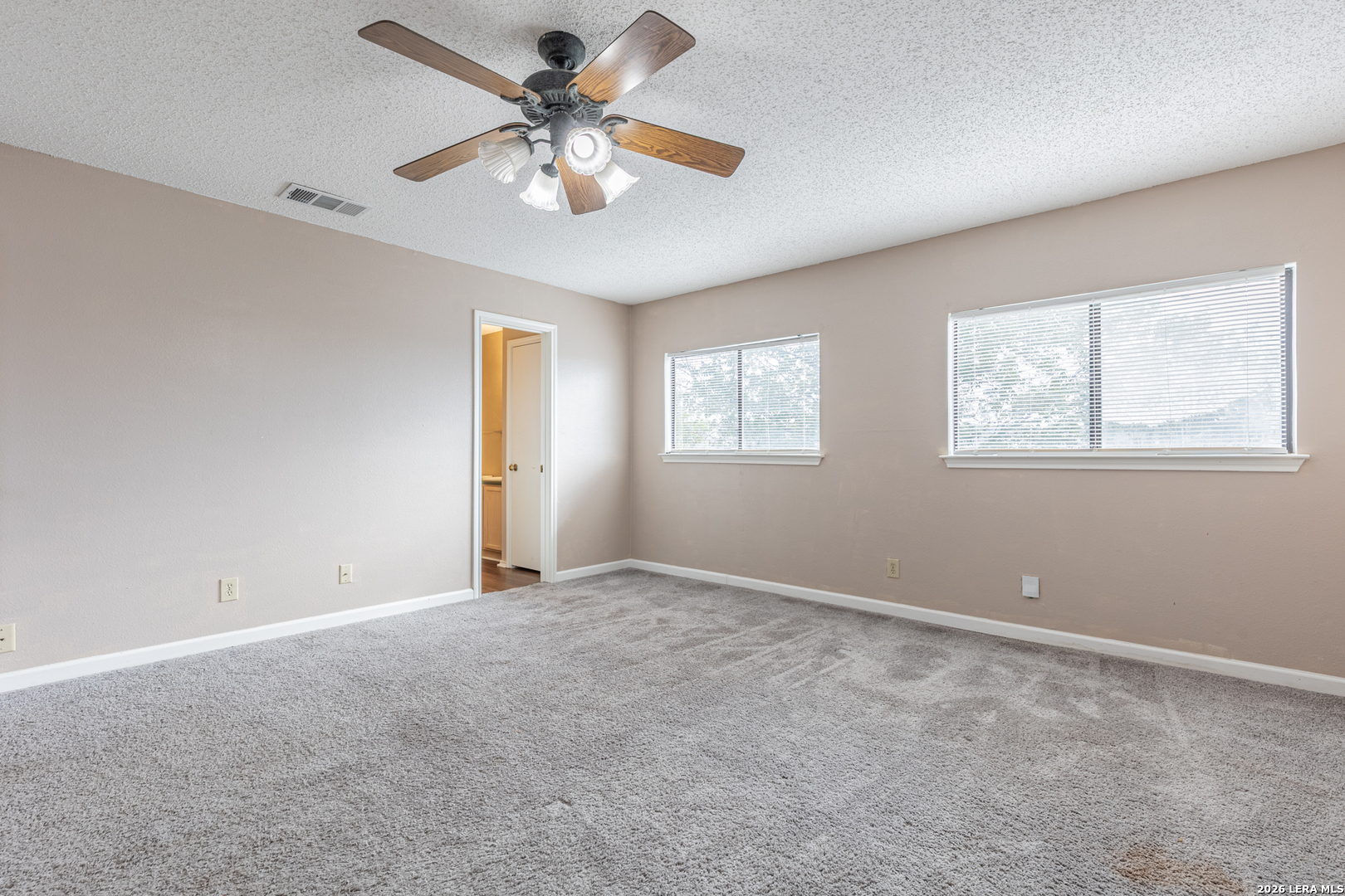 8010 Chestnut Cape Drive Converse TX 78109