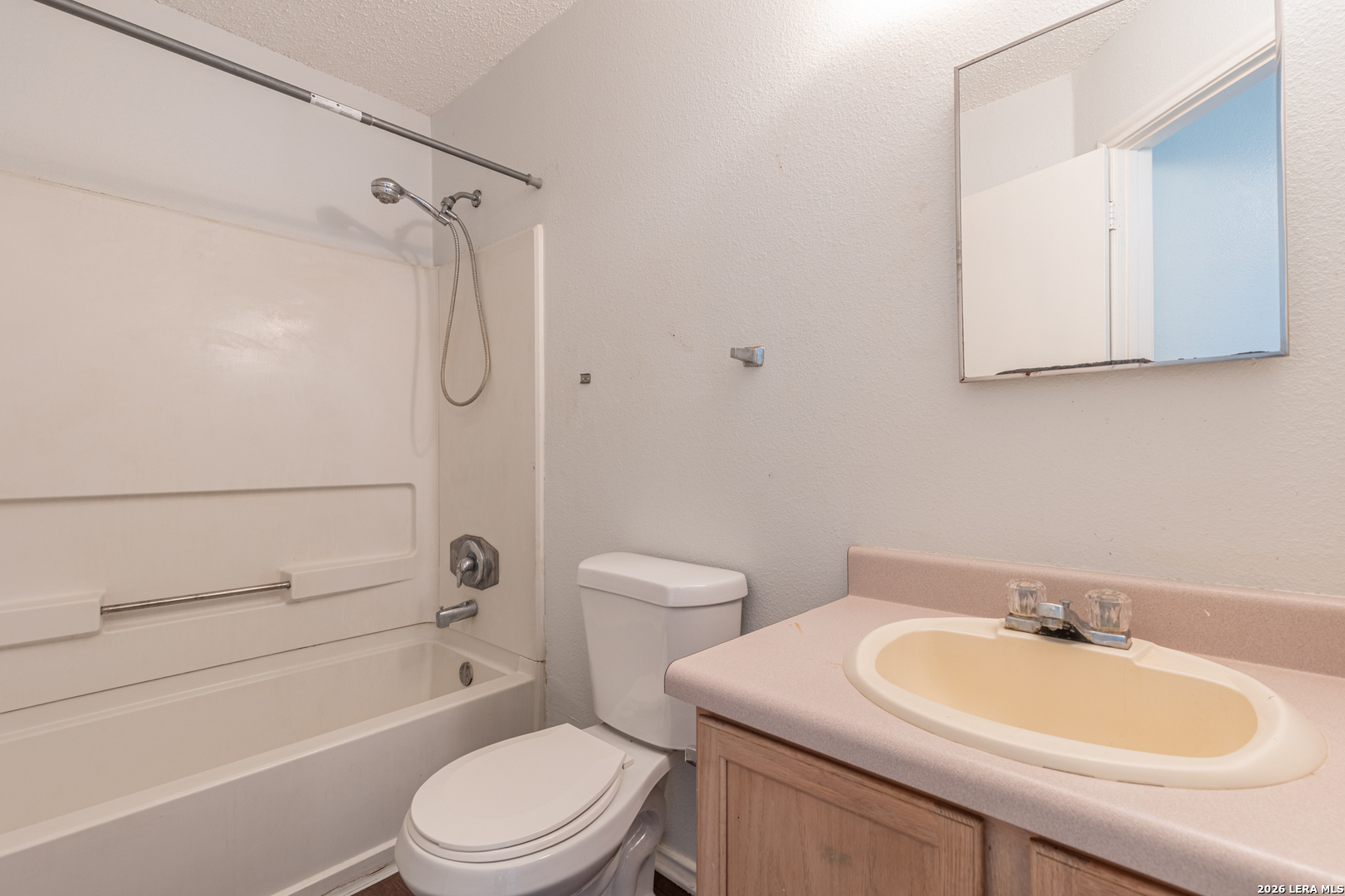 8010 Chestnut Cape Drive Converse TX 78109