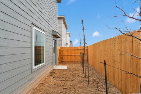 12038 La Cuchilla San Antonio TX 78245
