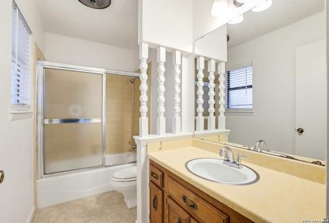 1125 Fawn Drive Schertz TX 78154