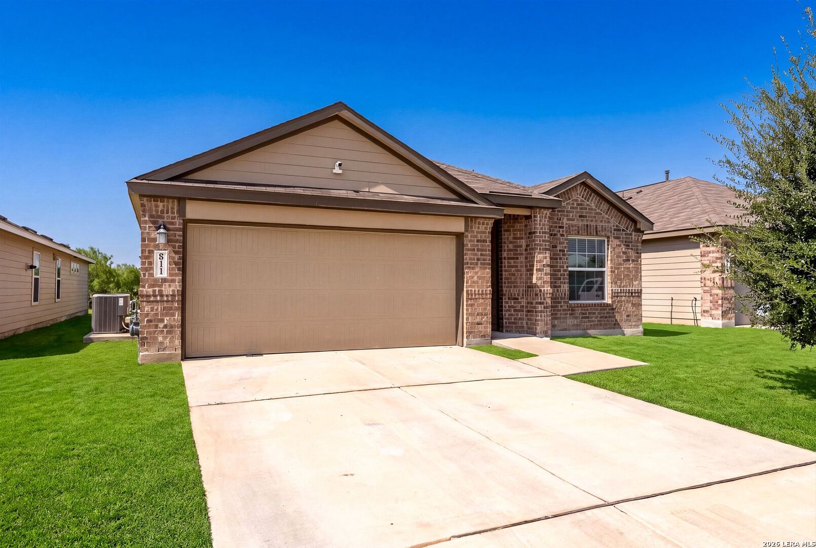 811 Blue Landing San Antonio TX 78221