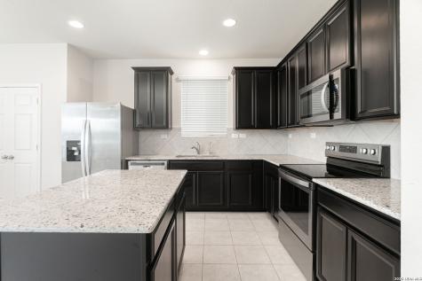 186 Texas Thistle New Braunfels TX 78130