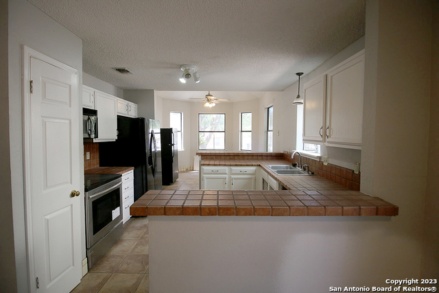 13942 Chisom Creek San Antonio TX 78249