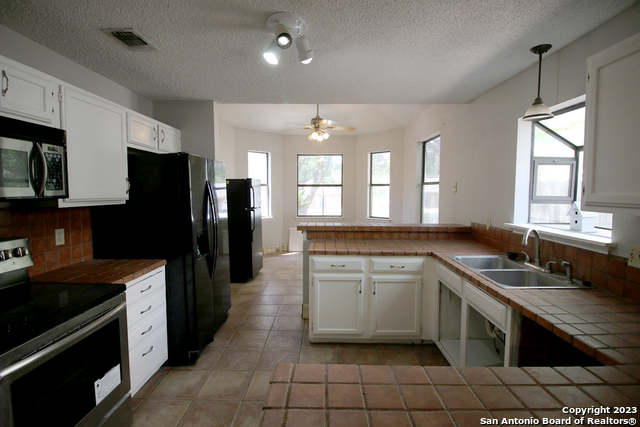 13942 Chisom Creek San Antonio TX 78249