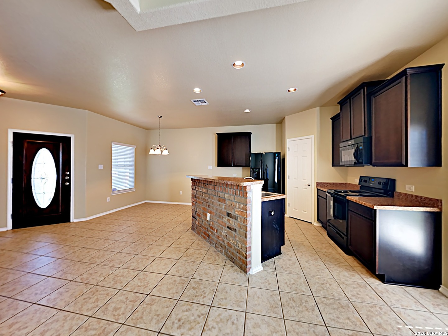 3846 Bogie Way Converse TX 78109