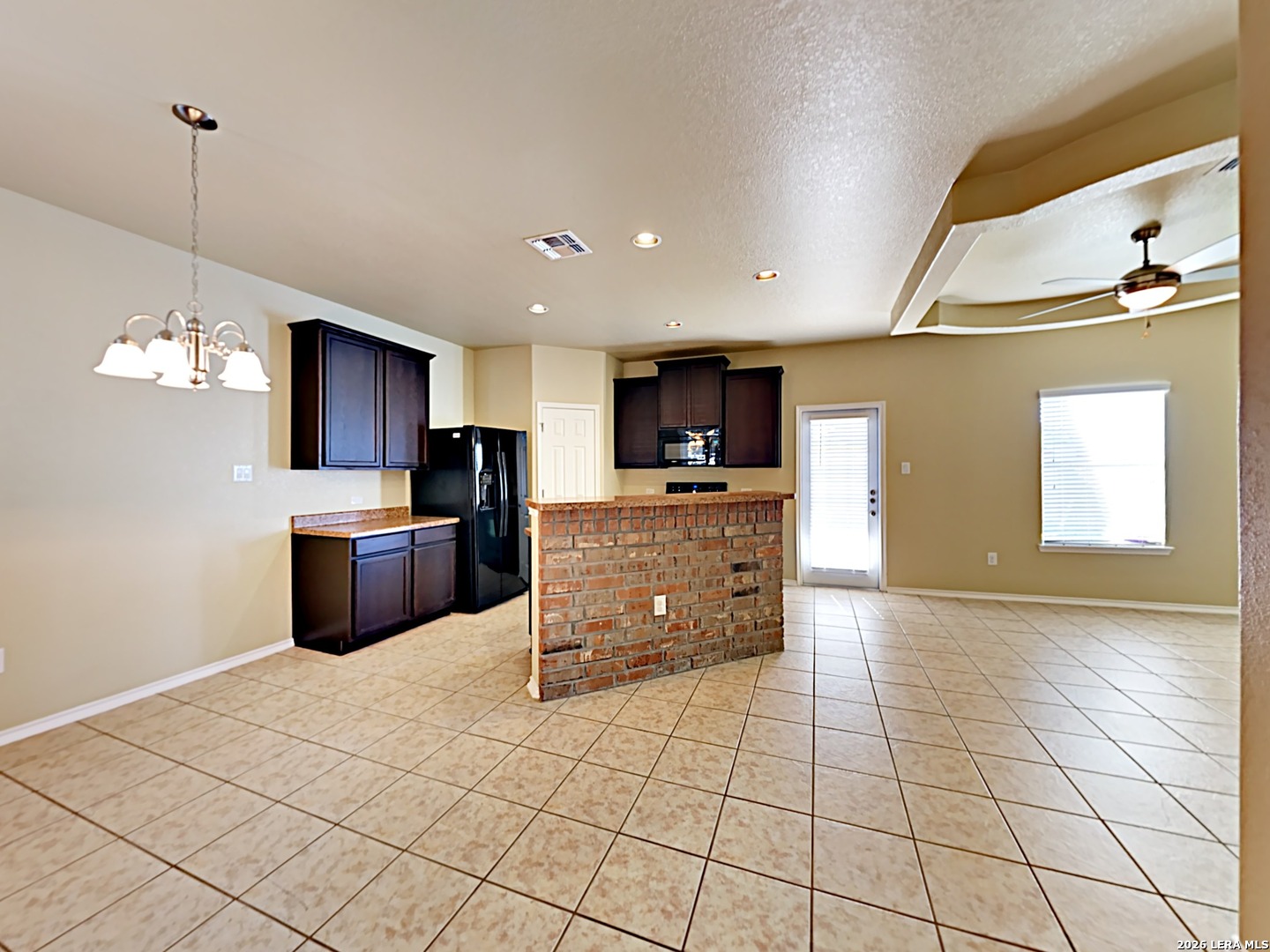 3846 Bogie Way Converse TX 78109