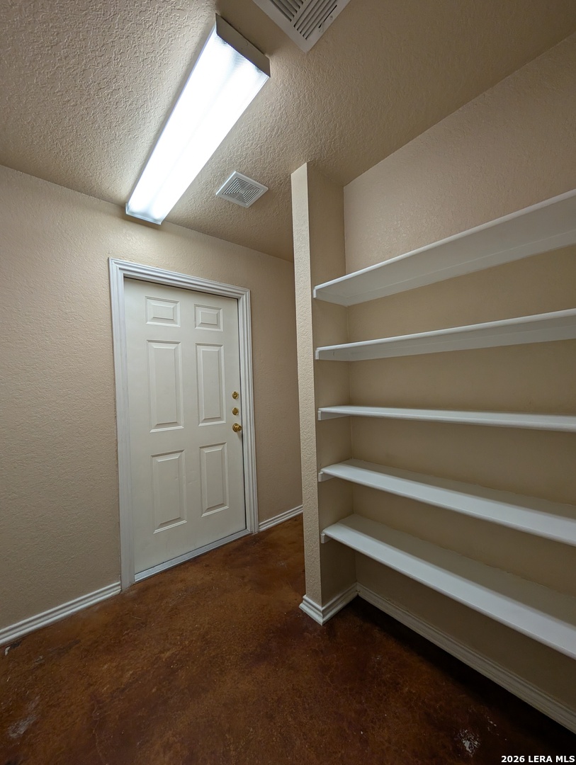 1013 Misty Acres New Braunfels TX 78130