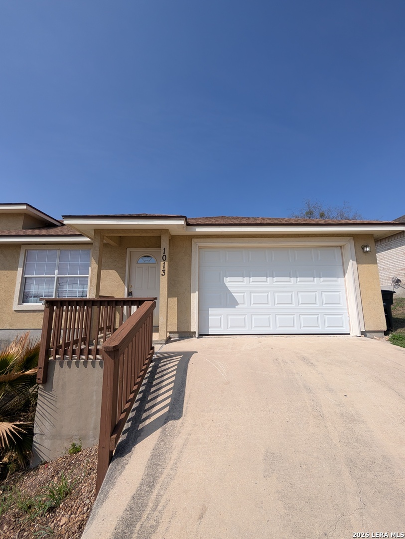 1013 Misty Acres New Braunfels TX 78130