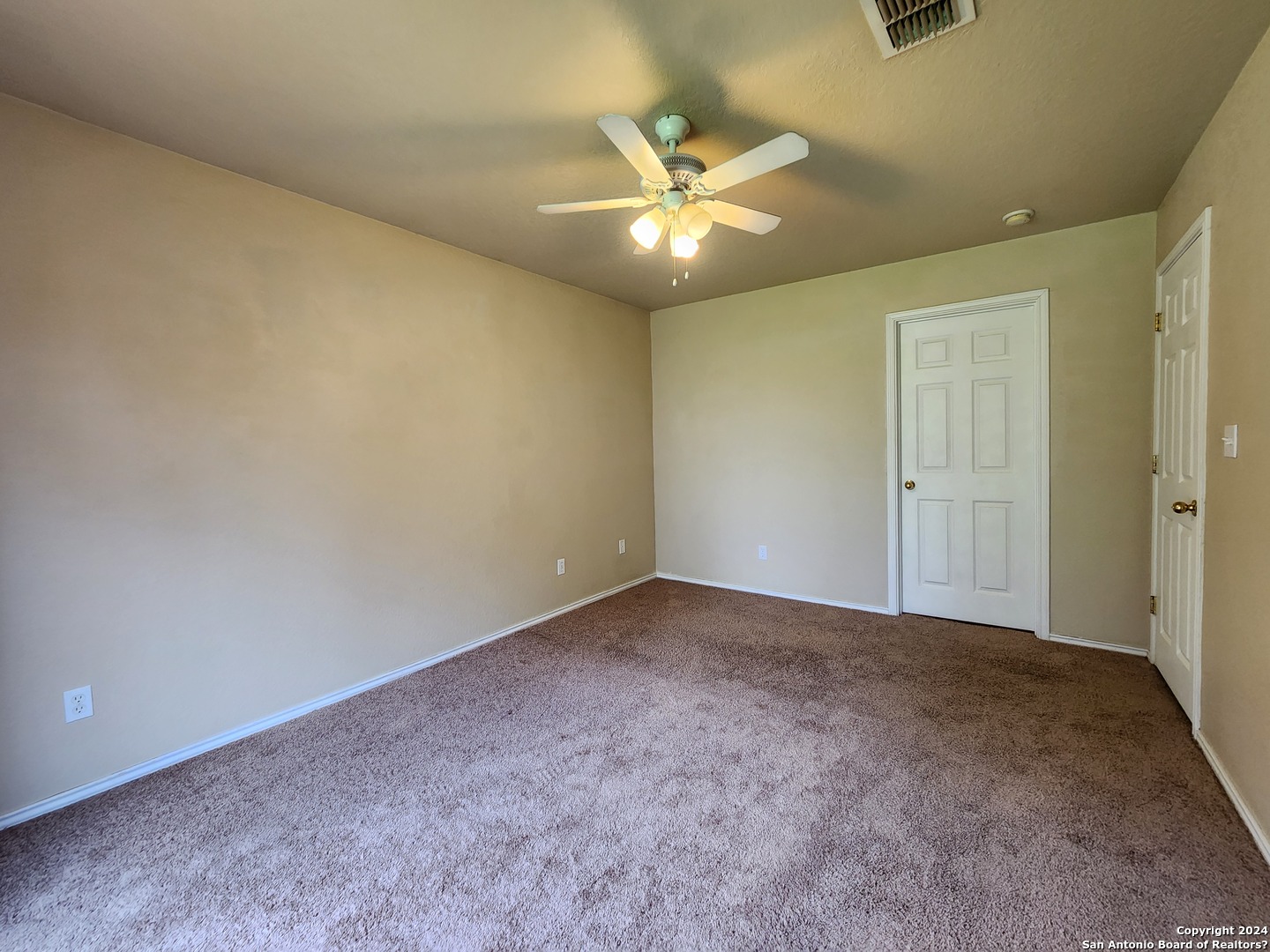 1013 Misty Acres New Braunfels TX 78130