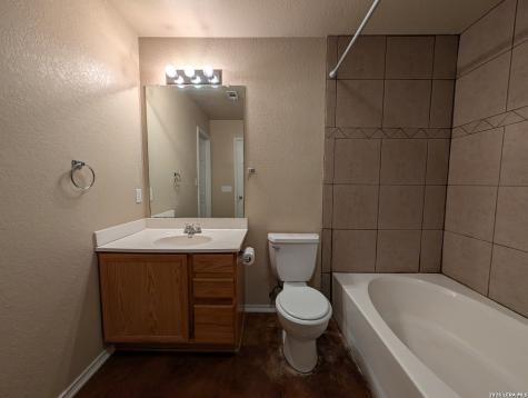 1013 Misty Acres New Braunfels TX 78130
