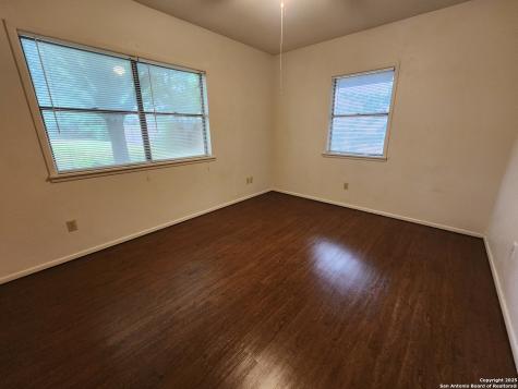1274 Hillcrest Drive New Braunfels TX 78130