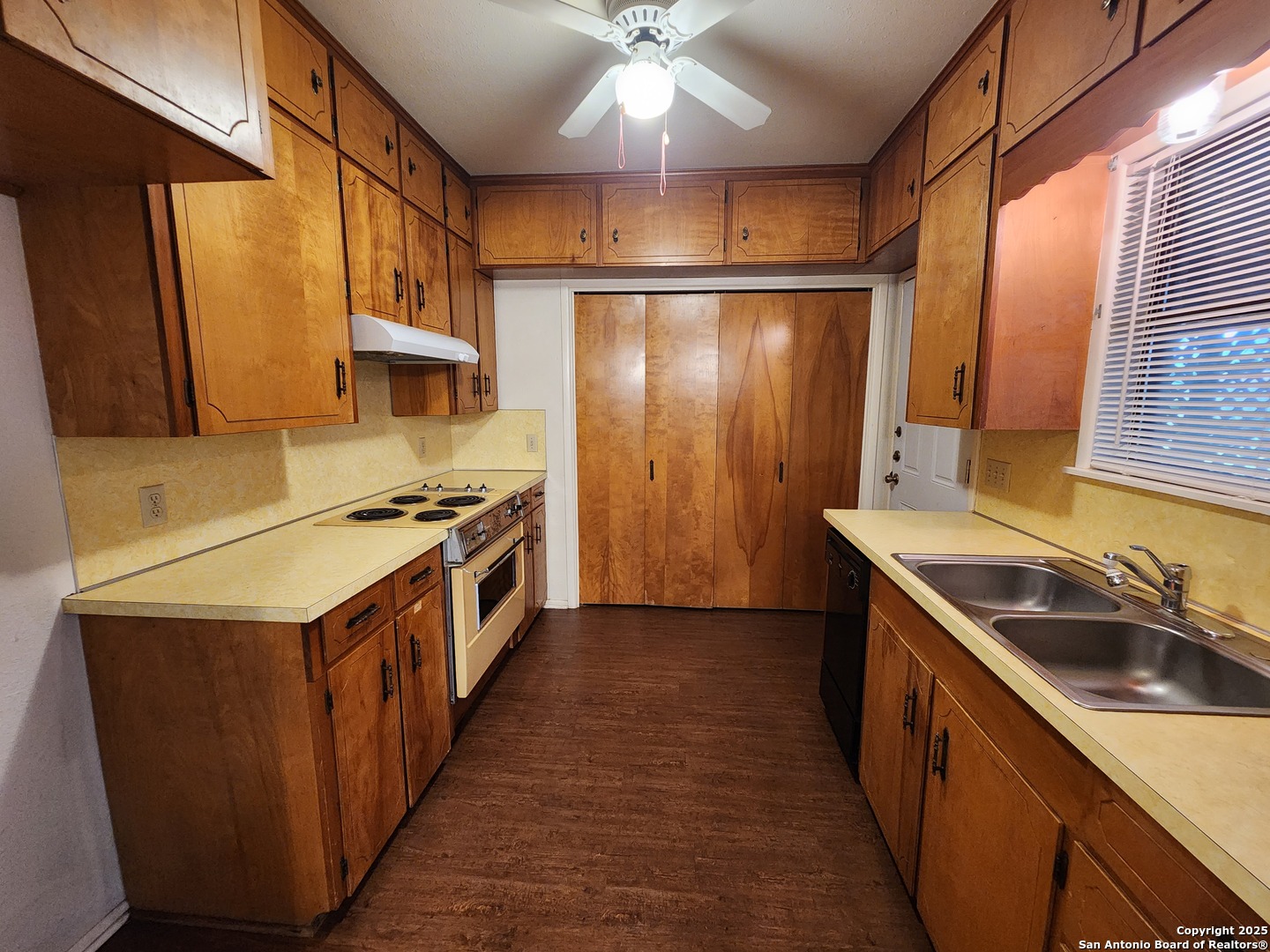 1274 Hillcrest Drive New Braunfels TX 78130
