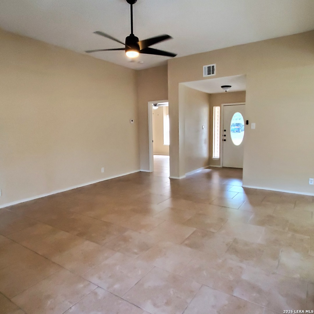 8469 Maple Ridge Drive San Antonio TX 78239