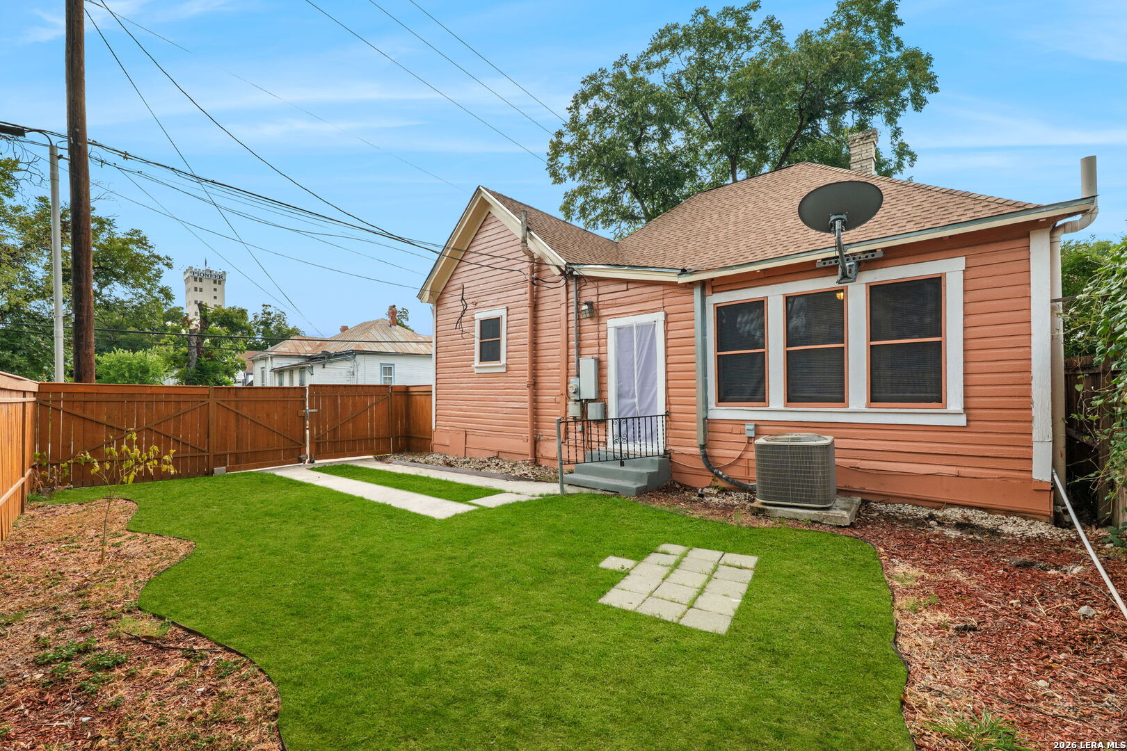 121 Daniel Street San Antonio TX 78204