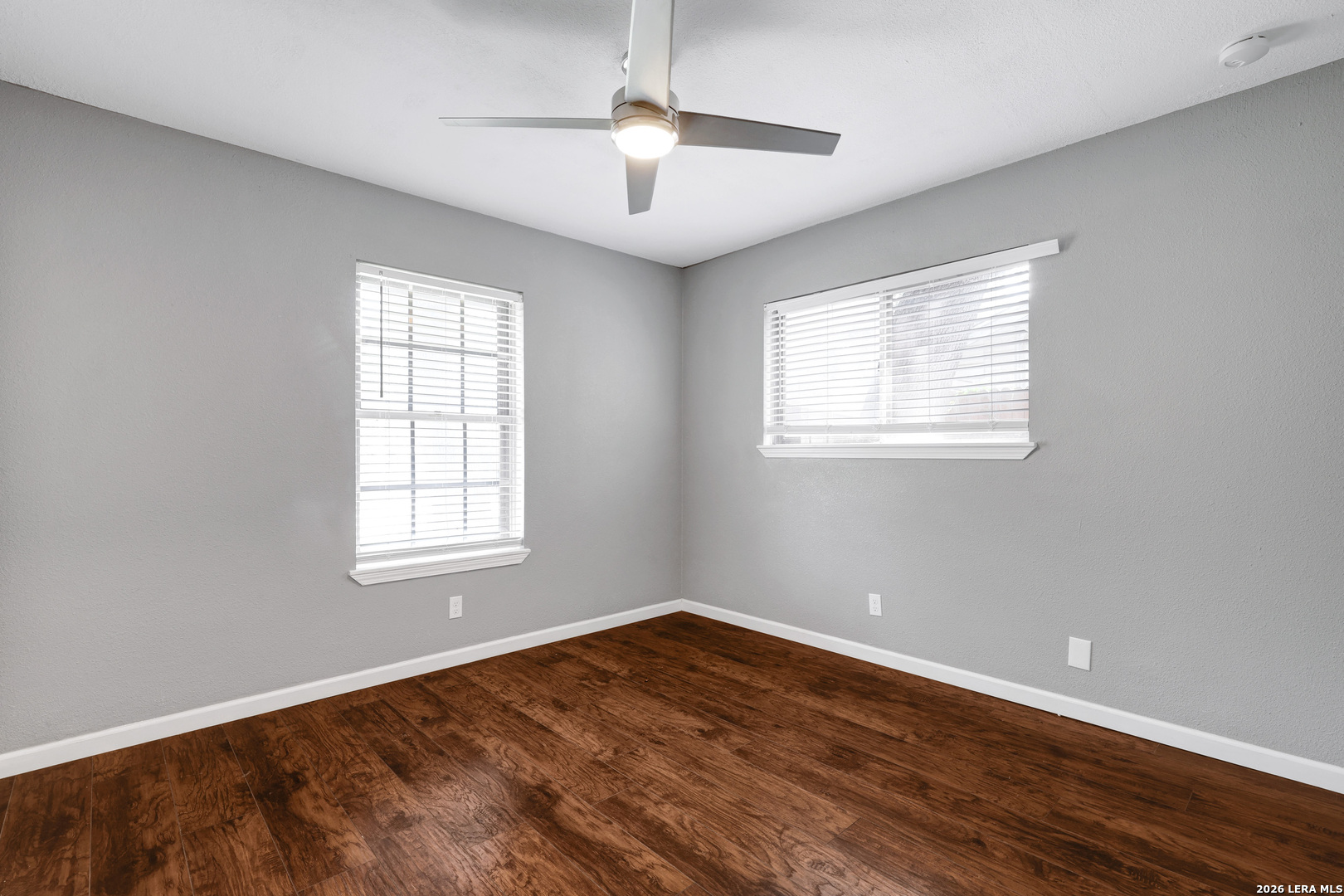 5702 Charlie Chan Drive San Antonio TX 78240