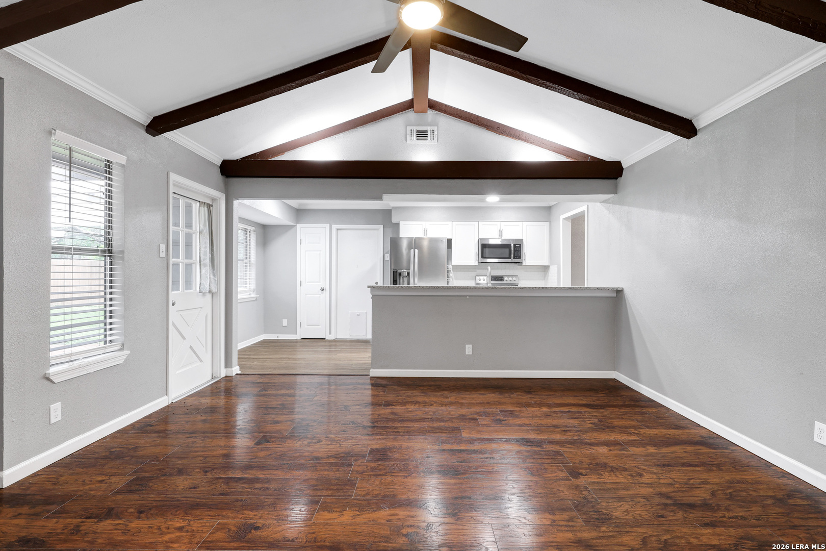 5702 Charlie Chan Drive San Antonio TX 78240