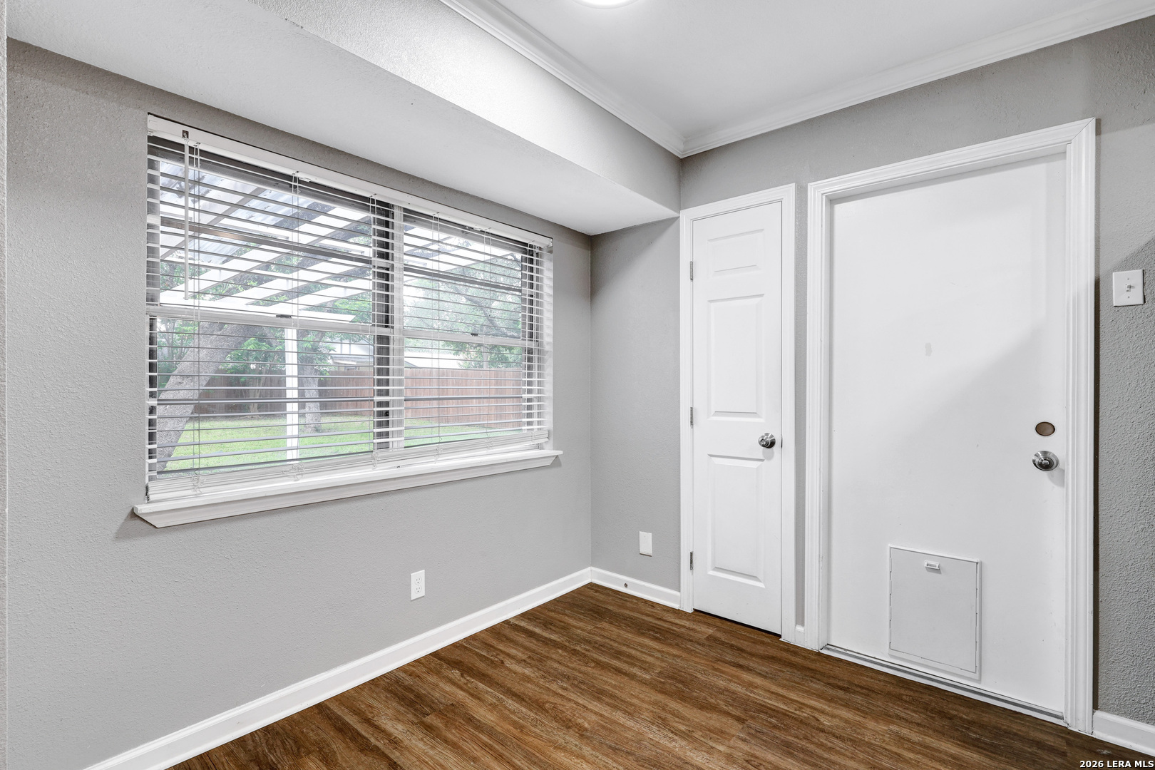 5702 Charlie Chan Drive San Antonio TX 78240