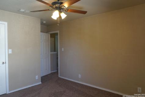 26610 Sparrow Ridge San Antonio TX 78261