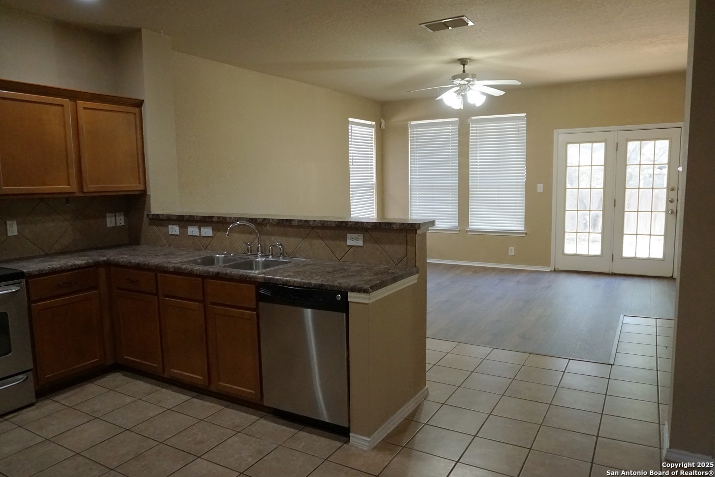 26610 Sparrow Ridge San Antonio TX 78261