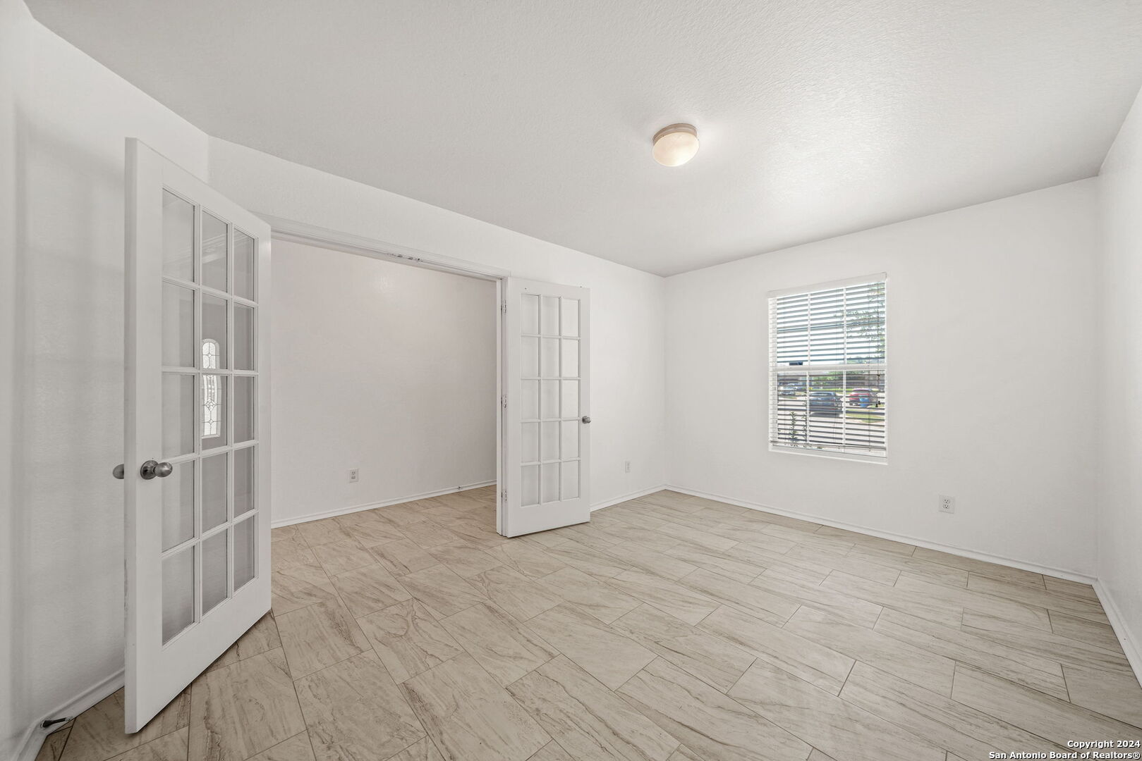 320 Lonestar Gait Schertz TX 78154