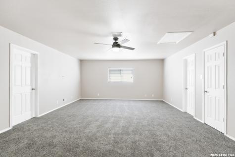13415 Rhodes Villa San Antonio TX 78249