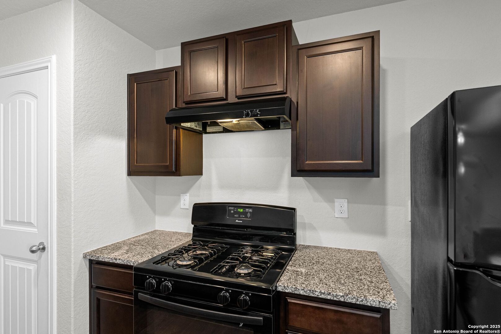 3232 Onion Creek San Antonio TX 78245