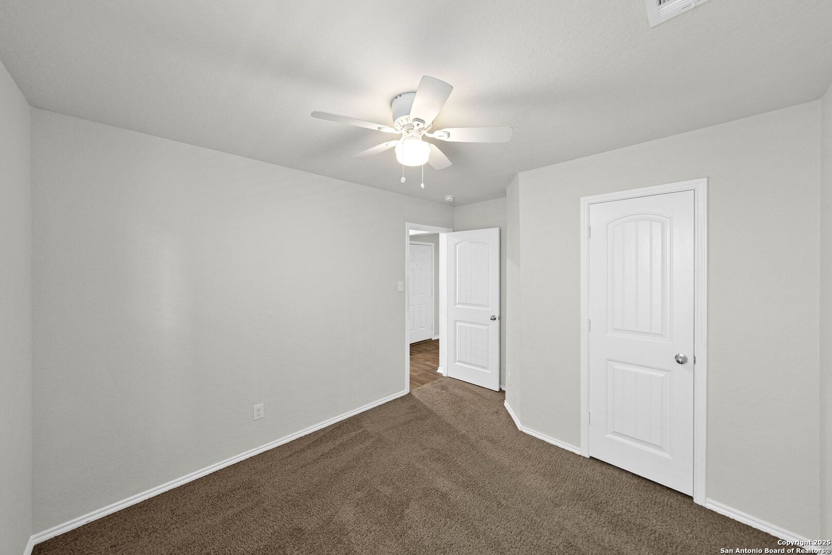 3232 Onion Creek San Antonio TX 78245