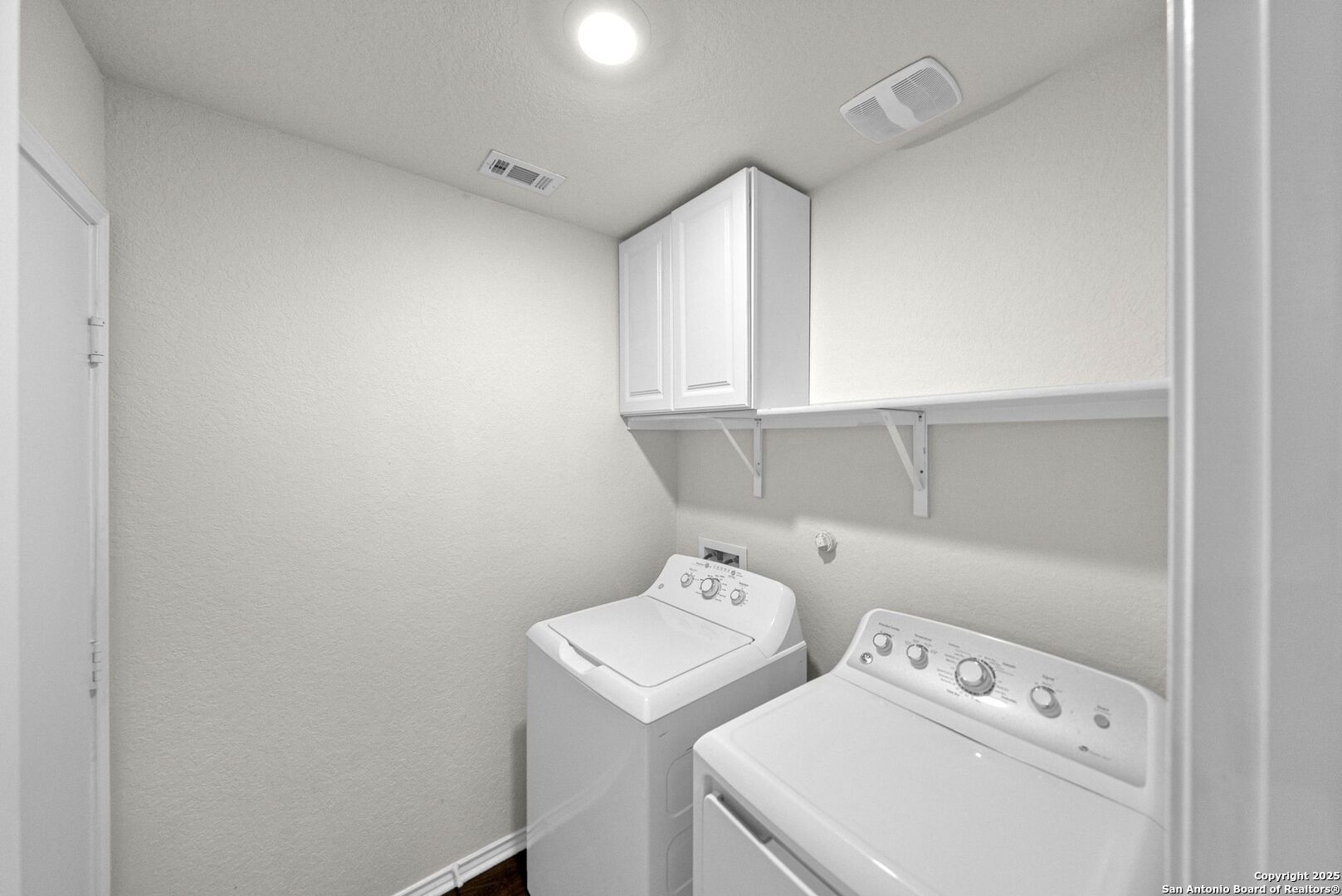 3232 Onion Creek San Antonio TX 78245