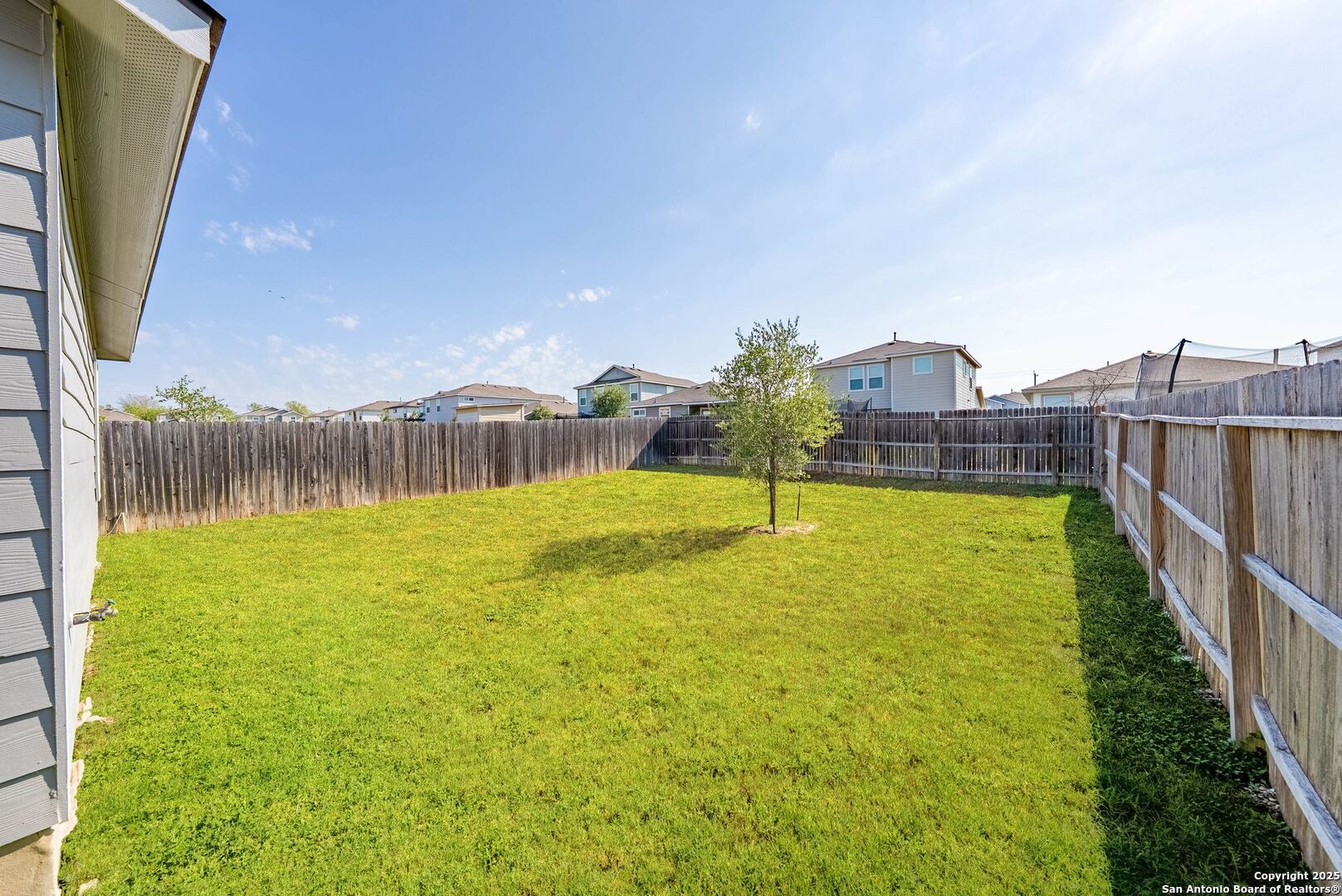 3232 Onion Creek San Antonio TX 78245