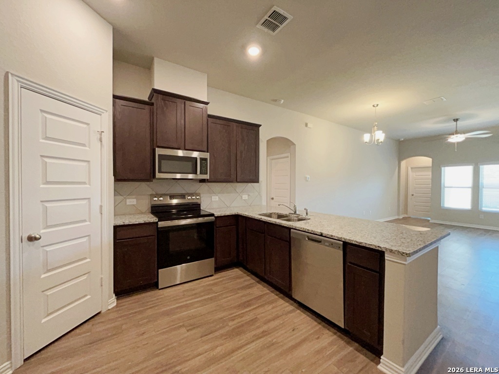 9310 Clarke Cove Converse TX 78109