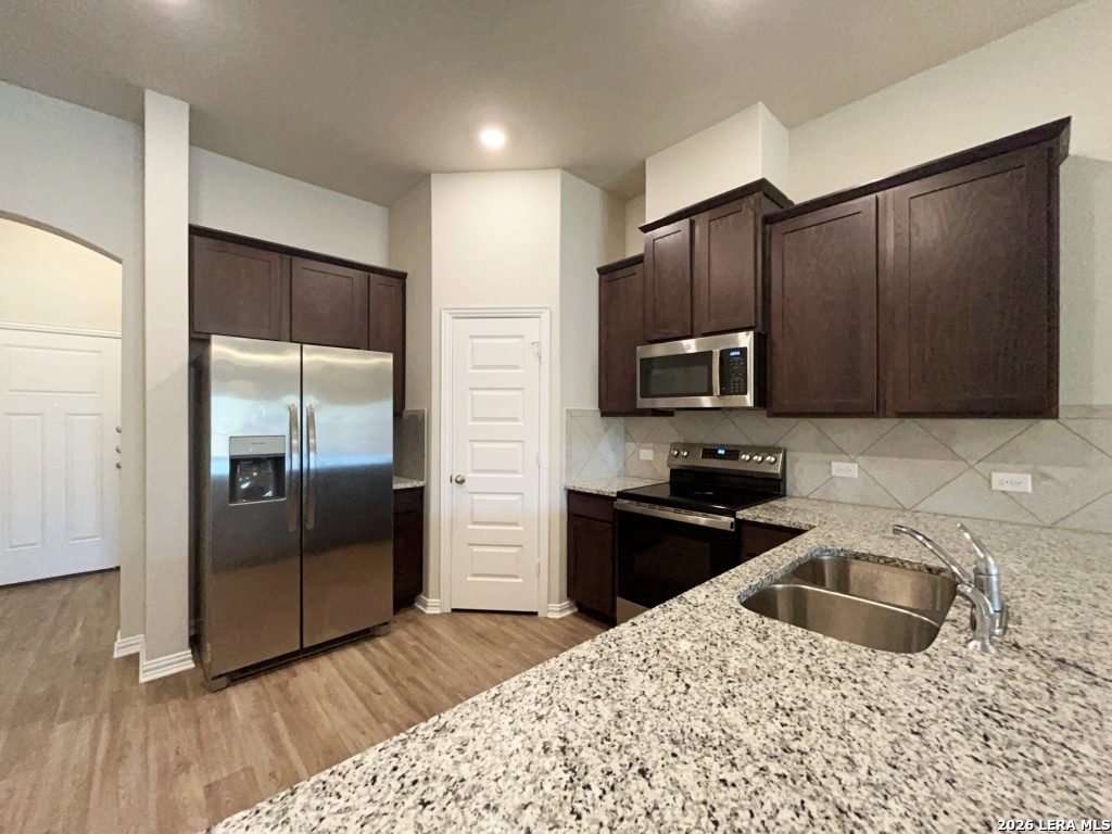 9310 Clarke Cove Converse TX 78109