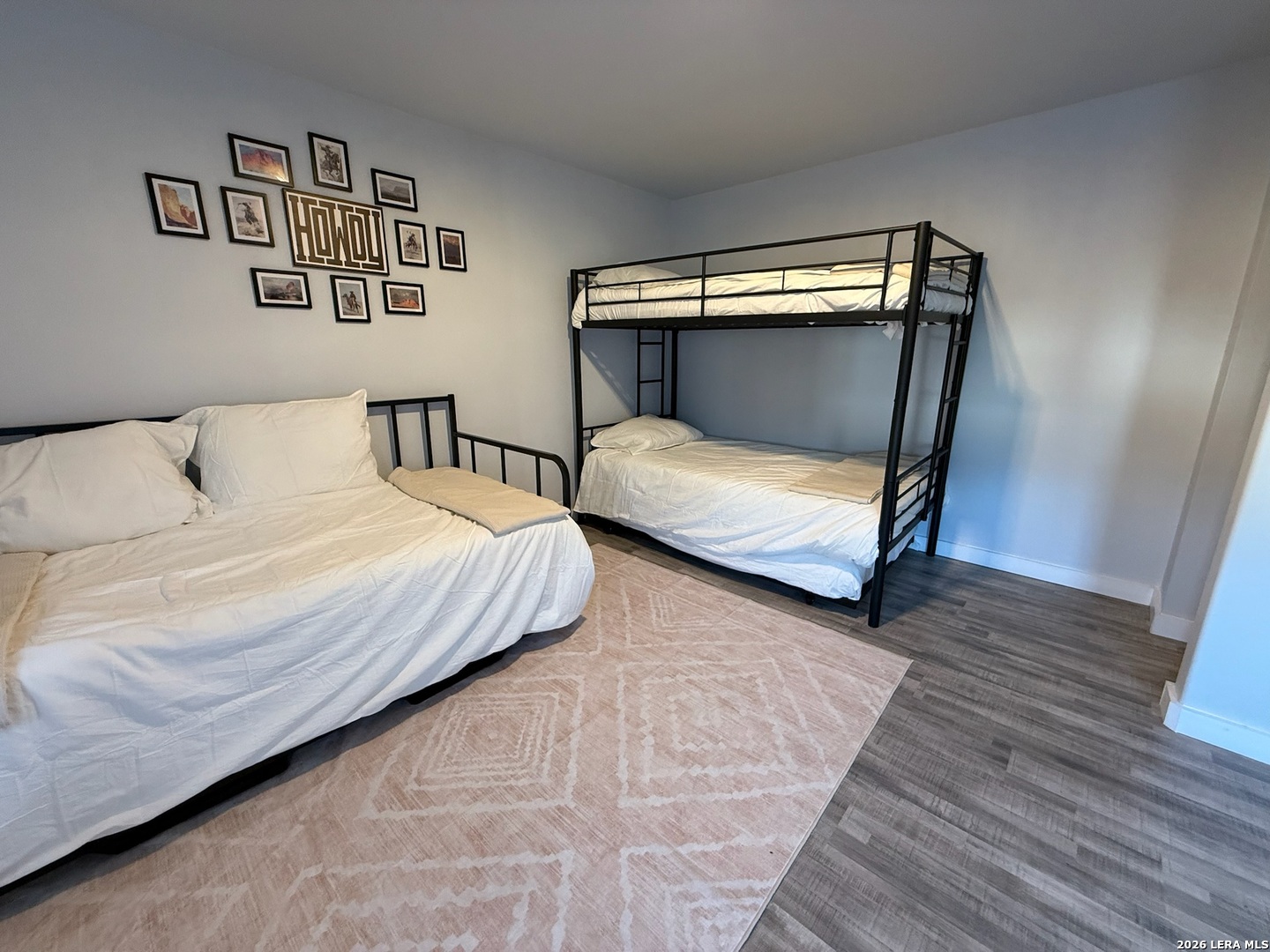1607 N Pine Street San Antonio TX 78208