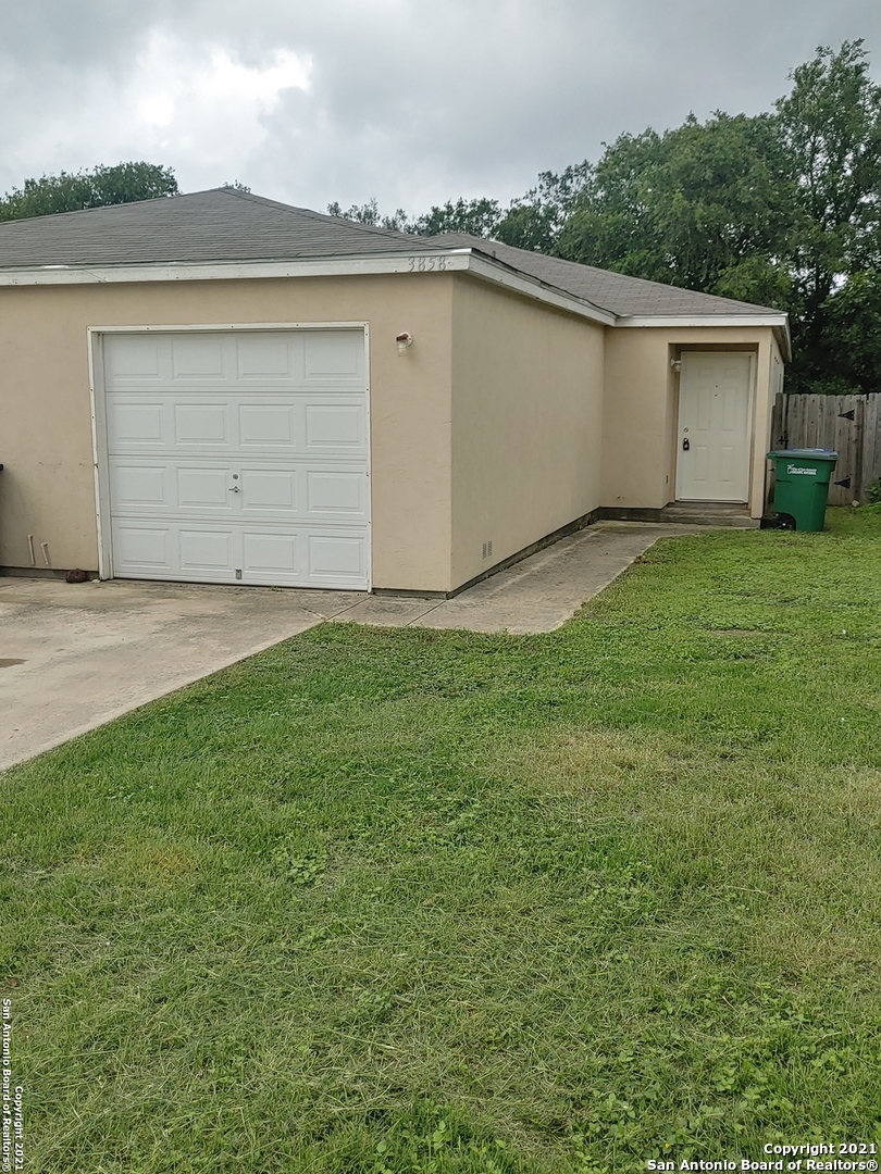 3858 Maverick Creek San Antonio TX 78247