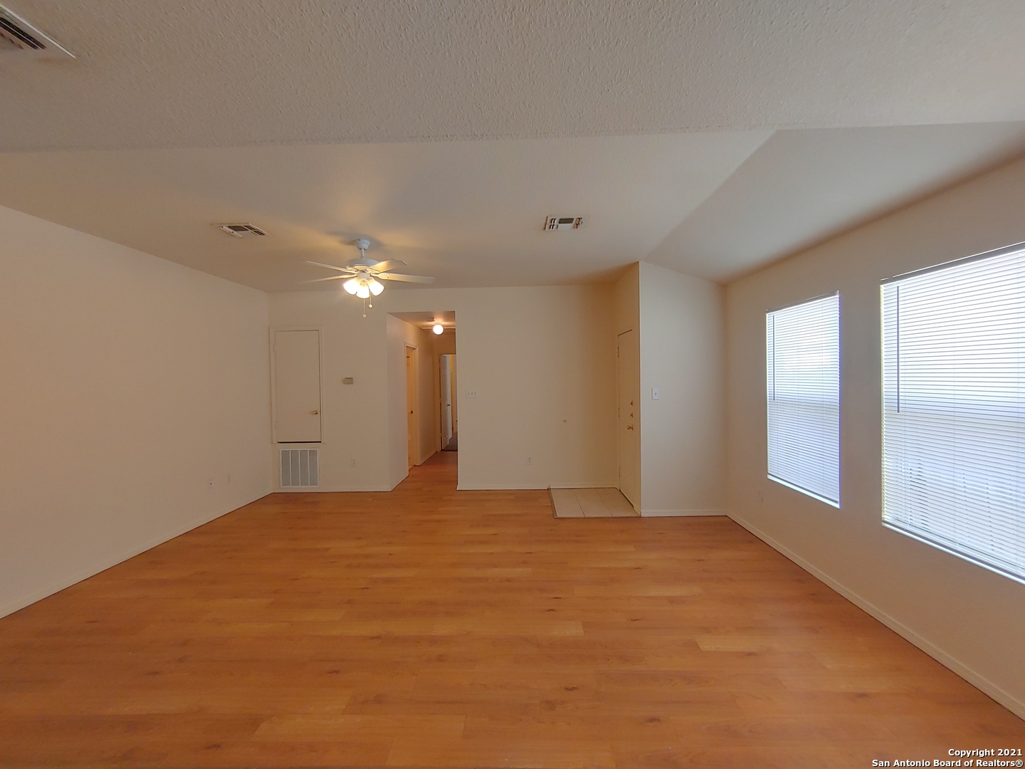 3858 Maverick Creek San Antonio TX 78247