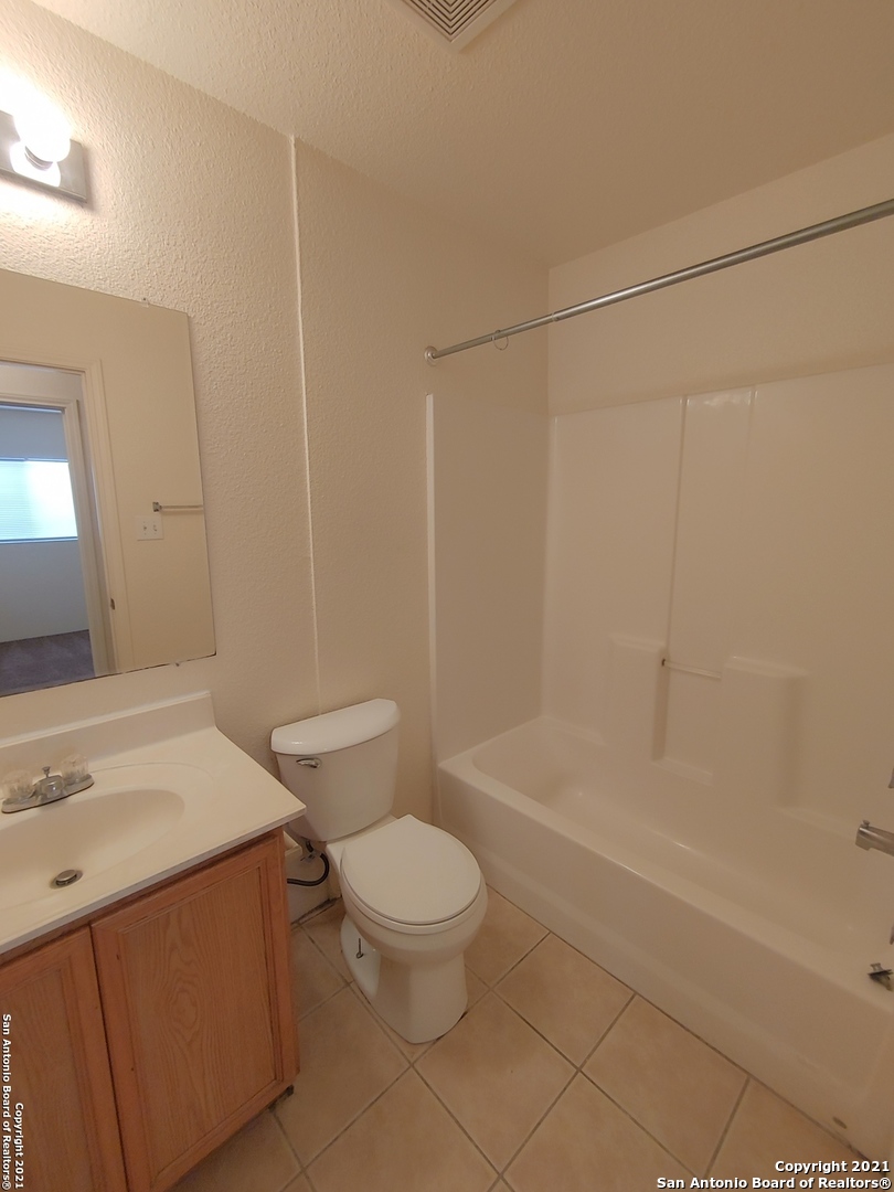 3858 Maverick Creek San Antonio TX 78247
