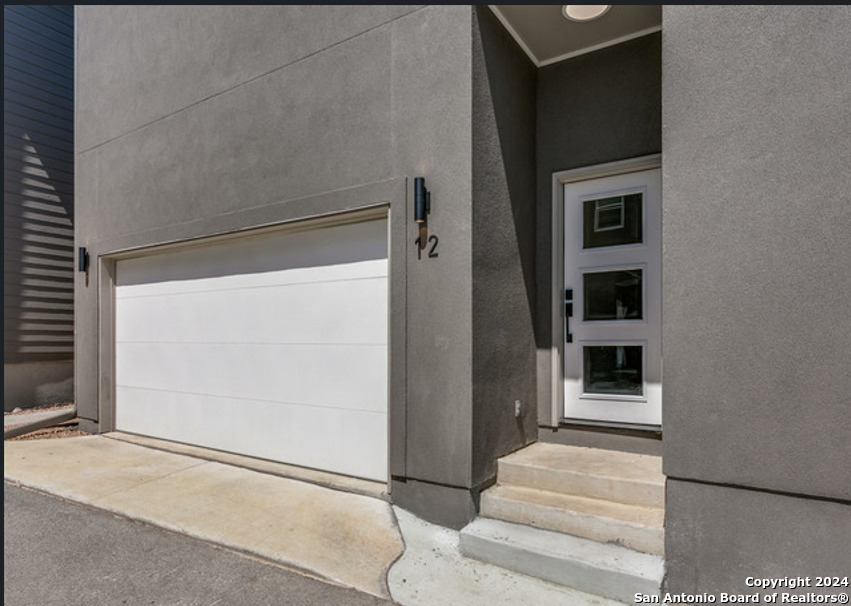 1618 W Lawndale Drive San Antonio TX 78209