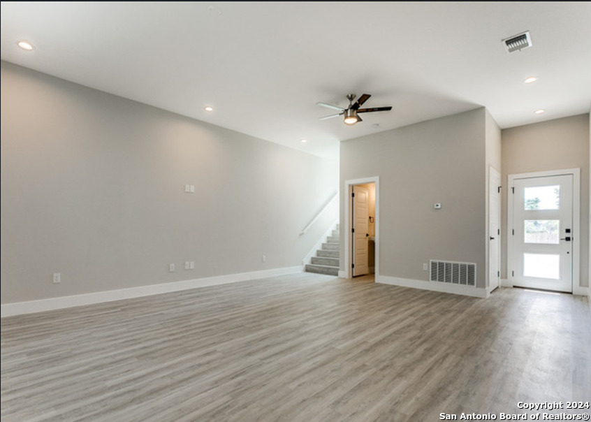1618 W Lawndale Drive San Antonio TX 78209
